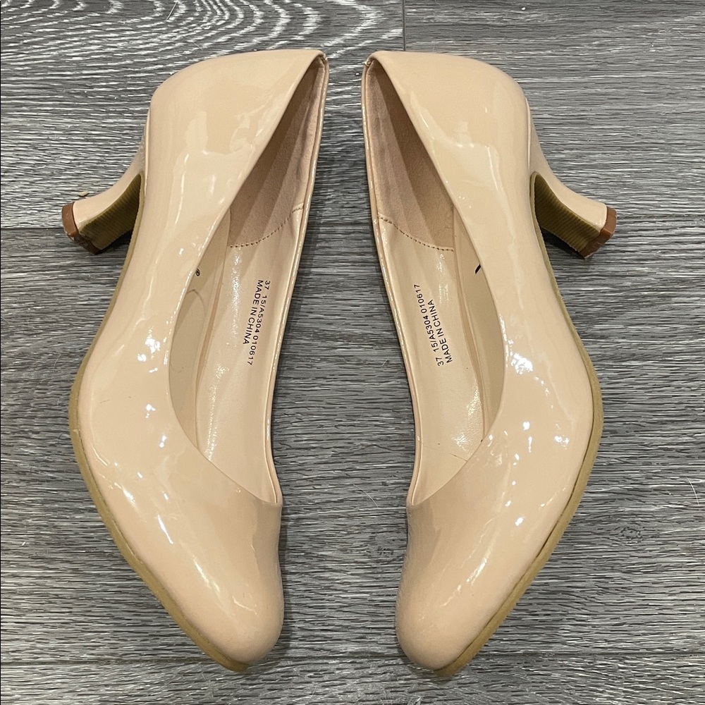 Amiana Women's Nude Heels - Picture 4 of 5